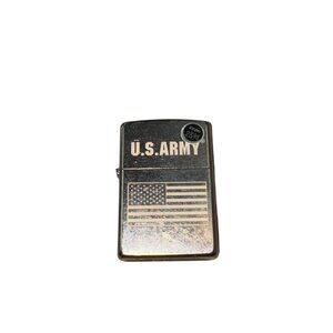 Zippo U.S. Army American Flag Windproof Lighter, Chrome, Official Licensed Milit